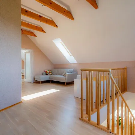 펜션 Jaukus Sveciu Namelis *