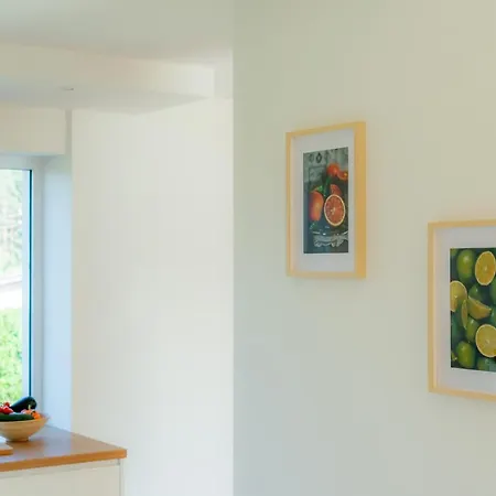 Jaukus Sveciu Namelis *